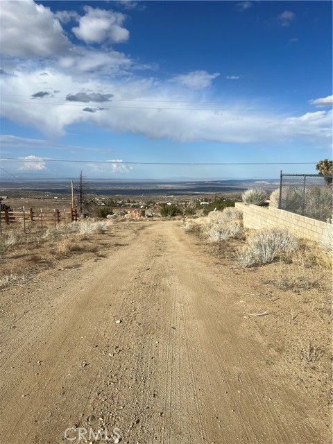 Detail Gallery Image 10 of 13 For 10510 Piute, Littlerock,  CA 93543 - – Beds | – Baths