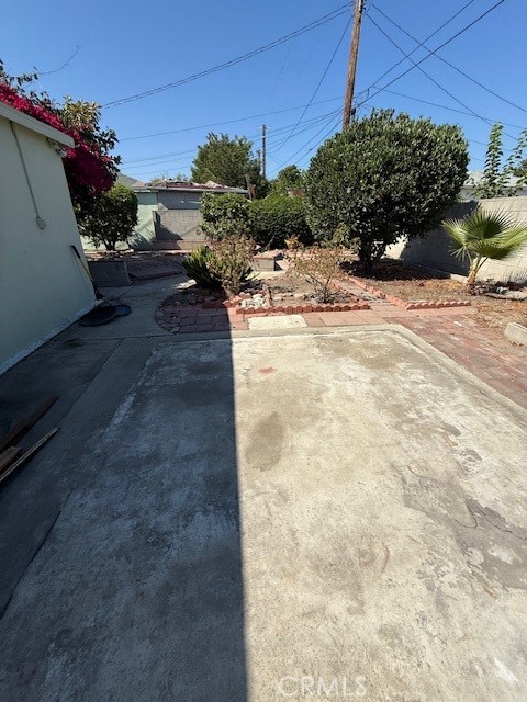 Detail Gallery Image 19 of 21 For 7740 Case Ave, Sun Valley,  CA 91352 - 3 Beds | 1 Baths