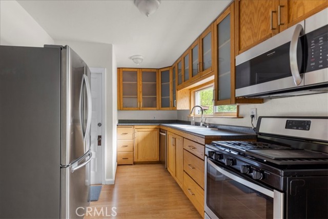 619 Rose, Twin Peaks CA: https://media.crmls.org/medias/b3c5b62b-fe7f-4c68-8275-9bd0698743aa.jpg