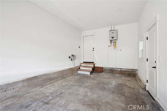 Image 27 of 36 For 60 Loma Vista