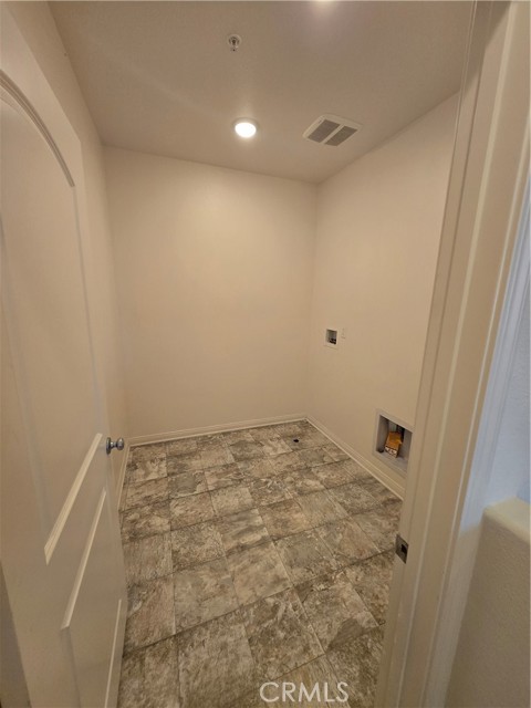 Detail Gallery Image 20 of 30 For 11014 via Del Corso, Riverside,  CA 92505 - 4 Beds | 3 Baths