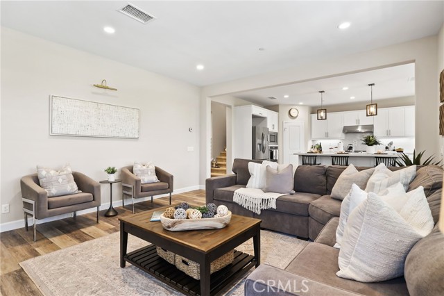 24 Granja Court, Rancho Mission Viejo CA: https://media.crmls.org/medias/b3c6f2ac-f047-47f2-bec7-9caab49b23f0.jpg