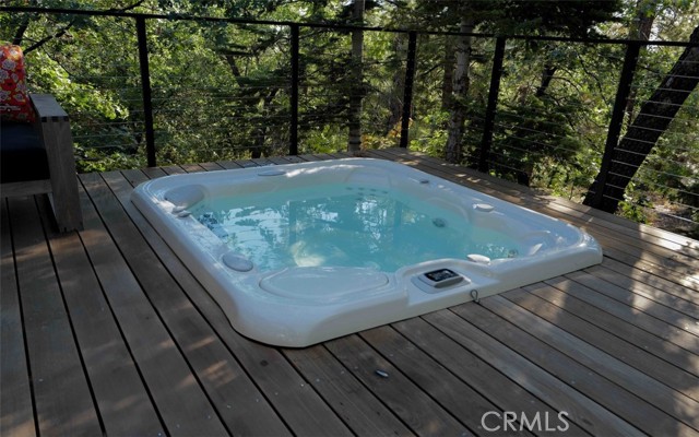 1554 Coyote Court, Big Bear City CA: https://media.crmls.org/medias/b3ca15f3-3c50-4620-bfe0-f550161ecc3c.jpg