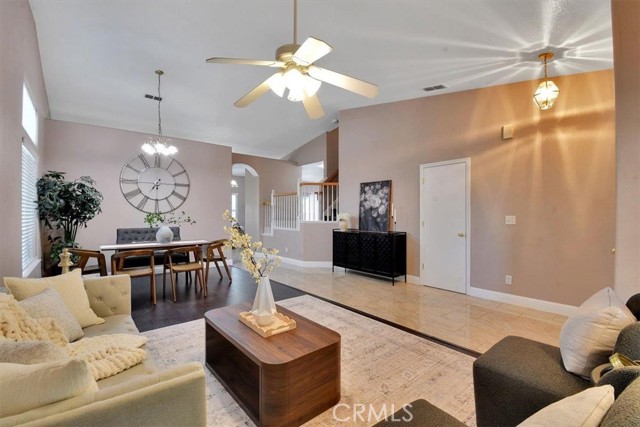 1882 Hunji Drive, Yuba City CA: https://media.crmls.org/medias/b3ca59d3-a863-4b37-b364-944f6c687f1c.jpg