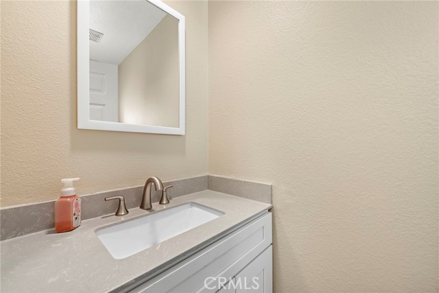 Detail Gallery Image 22 of 46 For 1210 Las Posas #60,  San Clemente,  CA 92673 - 3 Beds | 2/1 Baths