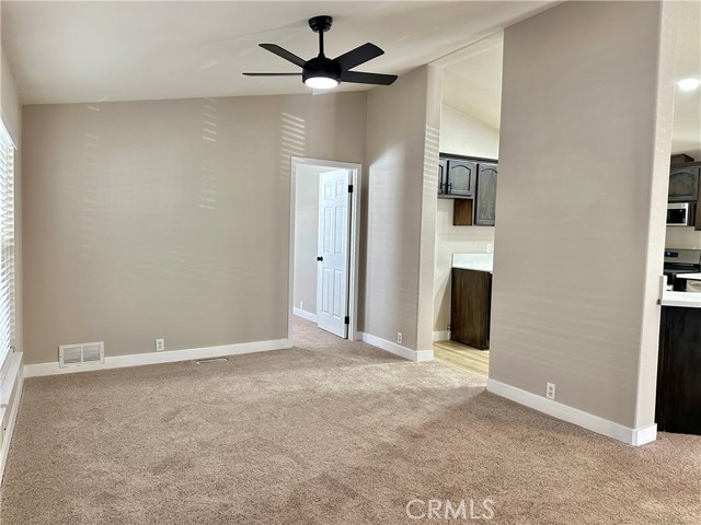 Detail Gallery Image 12 of 44 For 20843 Waalew Rd #C104,  Apple Valley,  CA 92307 - 3 Beds | 2 Baths