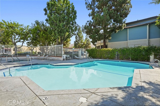 Detail Gallery Image 42 of 45 For 2426 Pleasant Way #E,  Thousand Oaks,  CA 91362 - 2 Beds | 1 Baths