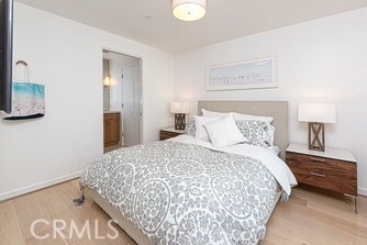 https://media.crmls.org/medias/b3d09c27-f8a6-47b1-a7c3-c128143ba07c.jpg?preset=X-Large