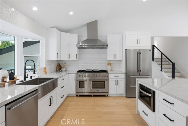 Detail Gallery Image 8 of 35 For 1943 Pelican Place, Costa Mesa,  CA 92626 - 4 Beds | 2/1 Baths