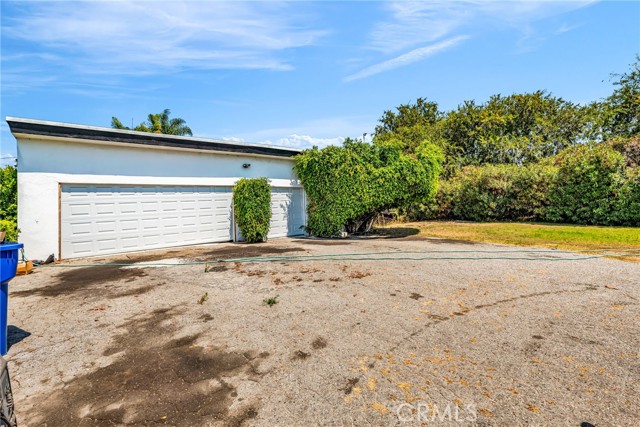 5723 West 74th Street, Los Angeles CA: https://media.crmls.org/medias/b3d18943-32a2-4434-83ba-602da8c48f42.jpg