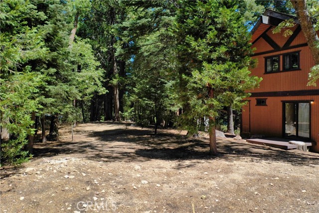 Detail Gallery Image 22 of 31 For 720 Pinnacle Dr, Lake Arrowhead,  CA 92352 - 2 Beds | 2 Baths