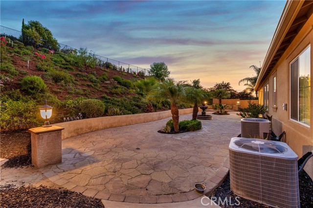 Detail Gallery Image 49 of 64 For 34595 Collier Falls Ct, Temecula,  CA 92592 - 5 Beds | 3/1 Baths