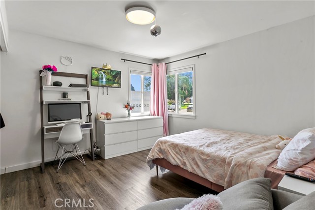 715 W South Street, Anaheim CA: https://media.crmls.org/medias/b3d1f46b-de1a-49c8-8188-83315ac29a36.jpg