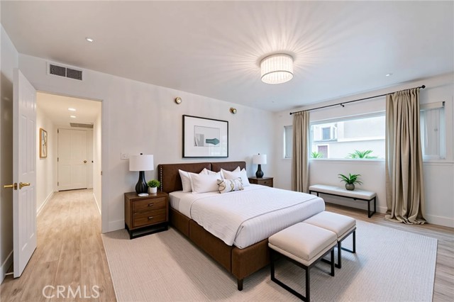Detail Gallery Image 14 of 26 For 8963 Burton Way #103,  Los Angeles,  CA 90048 - 2 Beds | 2 Baths