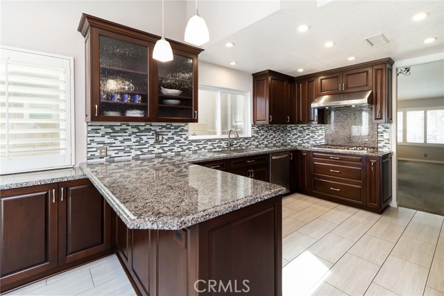 6815 Arthur Court, Chino CA: https://media.crmls.org/medias/b3d2cc79-8a50-498d-b4e2-cd6032bd597d.jpg