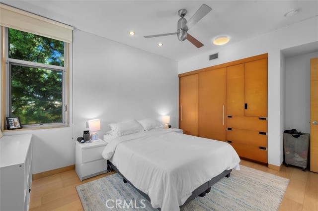 Detail Gallery Image 29 of 46 For 604 33rd St, Manhattan Beach,  CA 90266 - 4 Beds | 5/1 Baths