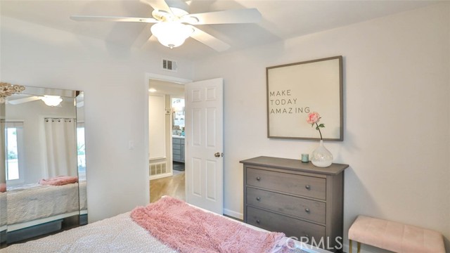 204 Calle Del Juego, San Clemente CA: https://media.crmls.org/medias/b3d4f8a9-9c24-44d1-ab10-f8f6256c45b7.jpg