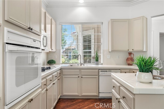 21524 Marana, Mission Viejo CA: https://media.crmls.org/medias/b3d5486d-27b8-4fac-9b55-2a054d81d727.jpg
