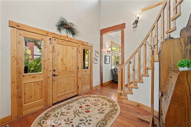 Detail Gallery Image 9 of 38 For 1034 Teakwood, Lake Arrowhead,  CA 92352 - 4 Beds | 3 Baths