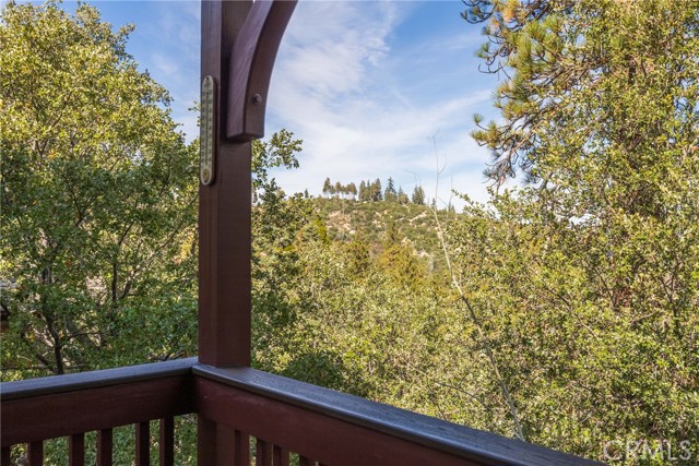 Detail Gallery Image 20 of 52 For 26329 Spyglass, Lake Arrowhead,  CA 92352 - 5 Beds | 3/1 Baths