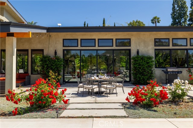 1088 Via Conca Doro, Vista CA: https://media.crmls.org/medias/b3d62ea3-298e-43ba-a98e-9f29f6ad2561.jpg