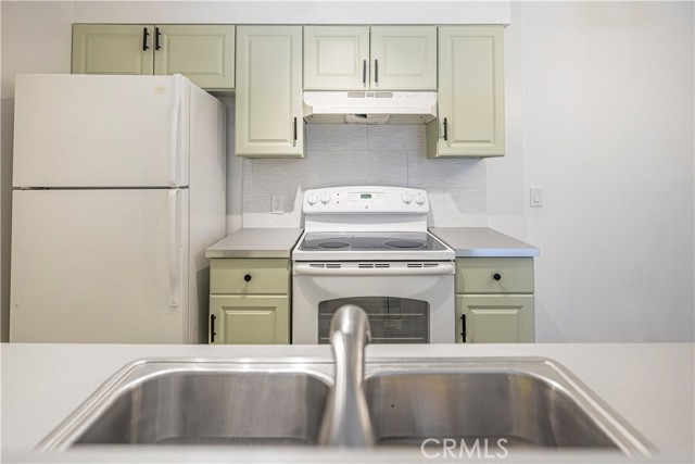 20234 Cantara Street, Winnetka CA: https://media.crmls.org/medias/b3d79ddc-bafe-48d5-89b0-891e0153c92f.jpg