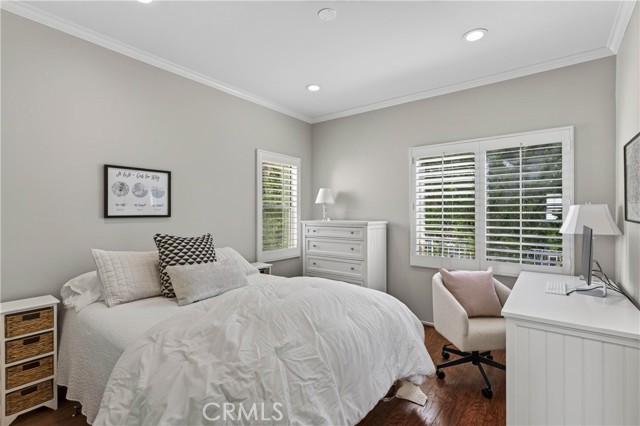 24255 Hillhurst photo 32