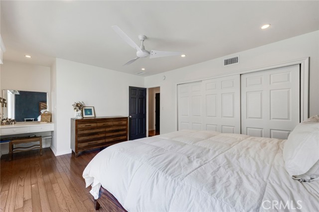 Detail Gallery Image 19 of 27 For 14238 Dickens St #3,  Sherman Oaks,  CA 91423 - 2 Beds | 2 Baths