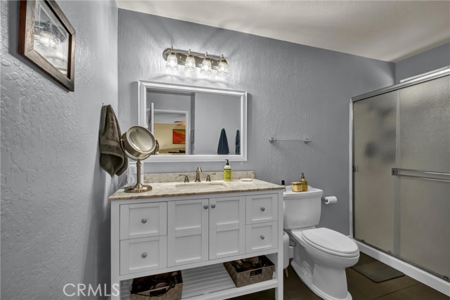 18682 North Shore Drive, Hidden Valley Lake CA: https://media.crmls.org/medias/b3d9d0f6-5b70-4a9a-8f6e-96adde1aaf0c.jpg