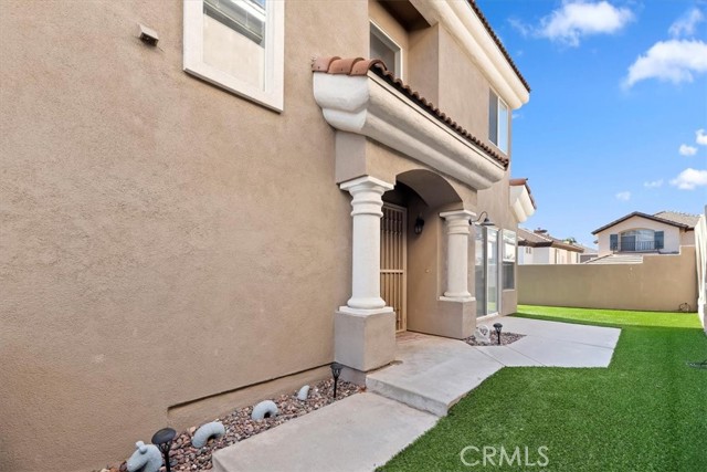 Detail Gallery Image 6 of 48 For 7686 Calle Hacienda, Highland,  CA 92346 - 4 Beds | 2/1 Baths