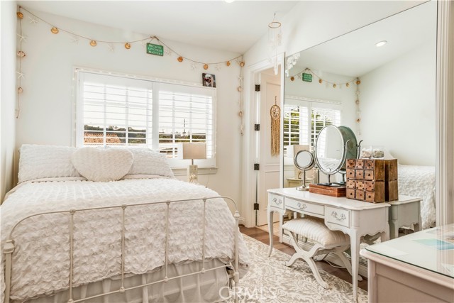 595 35th Street, Manhattan Beach, California 90266, 6 Bedrooms Bedrooms, ,4 BathroomsBathrooms,Residential,Sold,35th,SB22117644