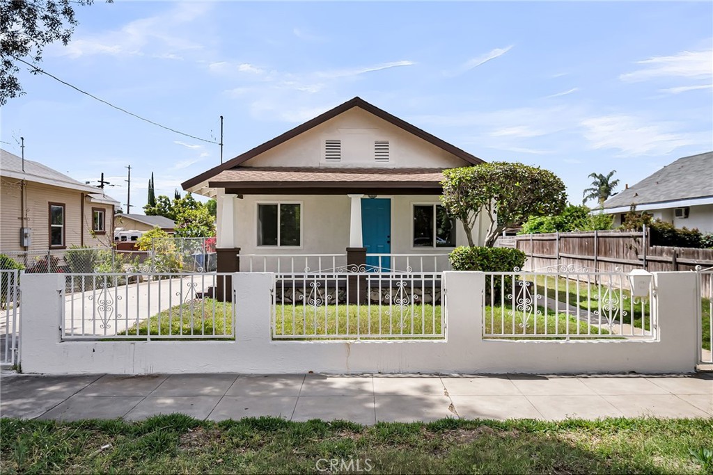 970 E 6th Street