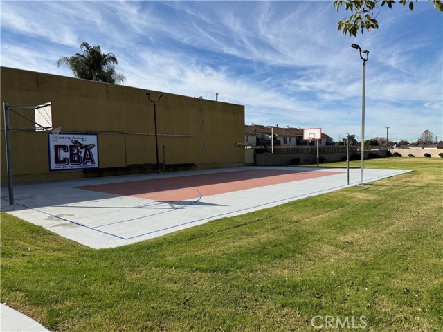 Image 42 of 48 For 405 S Azusa Ave