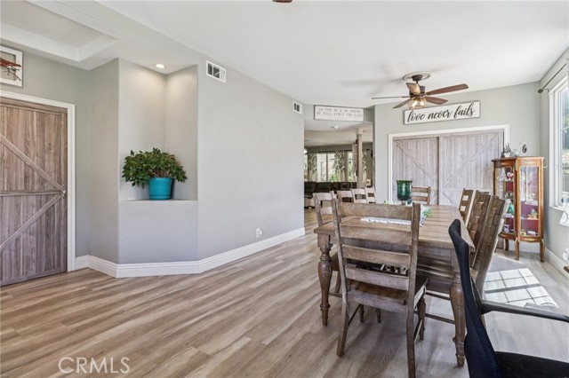 31461 Congressional Drive, Temecula CA: https://media.crmls.org/medias/b3dd3112-d88a-48f2-92fd-e41a2429d63f.jpg