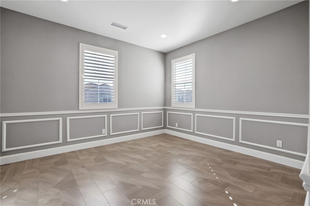 MLS #OC25257950 image #16