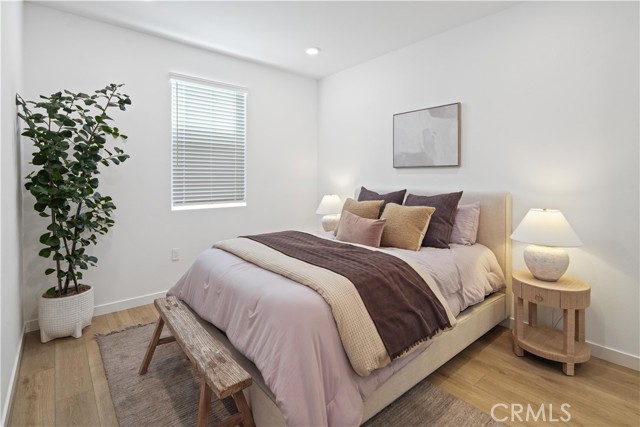 Detail Gallery Image 19 of 36 For 2352 Channel Drive #101,  Ventura,  CA 93003 - 4 Beds | 2/1 Baths