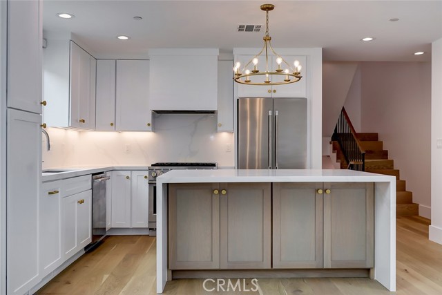 2621 Gates Avenue, Redondo Beach, California 90278, 4 Bedrooms Bedrooms, ,3 BathroomsBathrooms,Residential,Sold,Gates,PV23085381