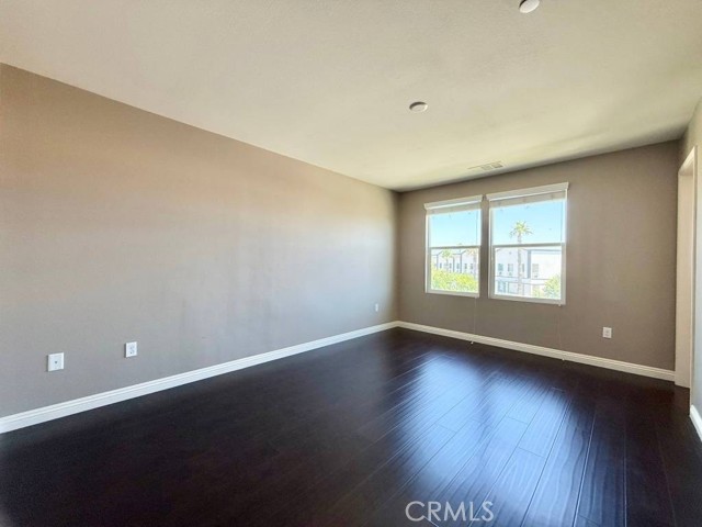 11821 E Solana Place, Cerritos CA: https://media.crmls.org/medias/b3dde196-ee8d-46ea-a57d-7c6948aeafbb.jpg