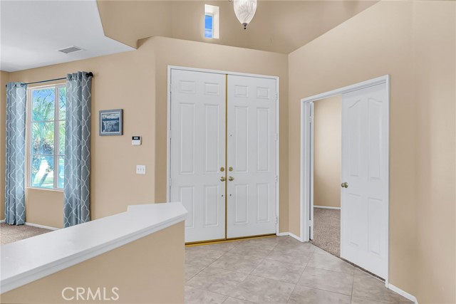 11567 Waterwell Court, Riverside CA: https://media.crmls.org/medias/b3de0fcb-9789-49cf-bf48-4841e7cee694.jpg