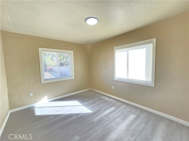 Detail Gallery Image 13 of 16 For 8651 S Loop, California City,  CA 93505 - 2 Beds | 1 Baths
