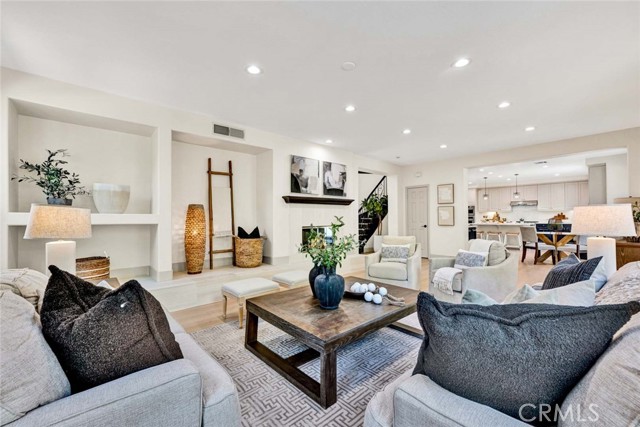 Detail Gallery Image 12 of 28 For 2463 N Eaton Ct, Orange,  CA 92867 - 5 Beds | 3 Baths