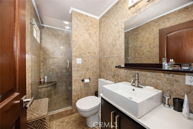 Detail Gallery Image 31 of 63 For 10610 Oak Tree Way, Sunland,  CA 91040 - 5 Beds | 4 Baths