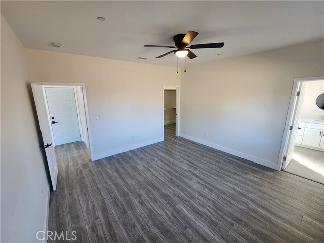 Detail Gallery Image 11 of 22 For 8649 Peach Ave, California City,  CA 93505 - 3 Beds | 2 Baths