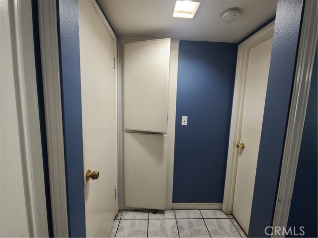 8847 Willis Avenue, D01 photo 7