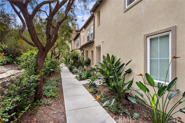 Detail Gallery Image 2 of 24 For 9 Paseo Luna, San Clemente,  CA 92673 - 2 Beds | 2 Baths