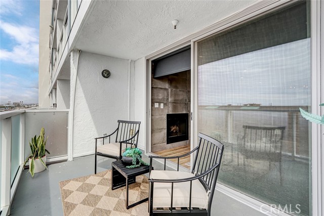 615 Esplanade, Redondo Beach, California 90277, 1 Bedroom Bedrooms, 0 ,1 BathroomBathrooms,Residential,For Sale,Esplanade,0,SB26118046