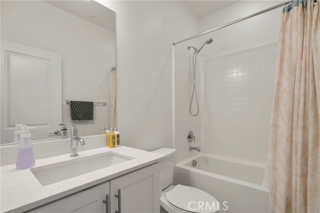 486 Carina Glen, Escondido, California 92025, 4 Bedrooms Bedrooms, ,4 BathroomsBathrooms,Residential,For Sale,Carina Glen,PW24097676