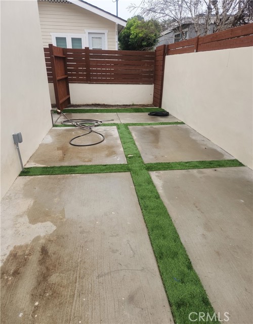 Detail Gallery Image 10 of 22 For 914 Delaware St #B,  Huntington Beach,  CA 92648 - 2 Beds | 1/1 Baths