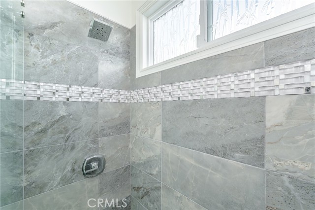 Detail Gallery Image 31 of 38 For 429 Somerset Cir, Corona,  CA 92879 - 4 Beds | 3 Baths