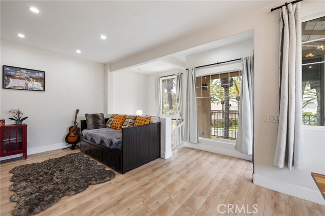 Detail Gallery Image 4 of 45 For 1200 Evergreen Ct, Carson,  CA 90746 - 2 Beds | 2 Baths